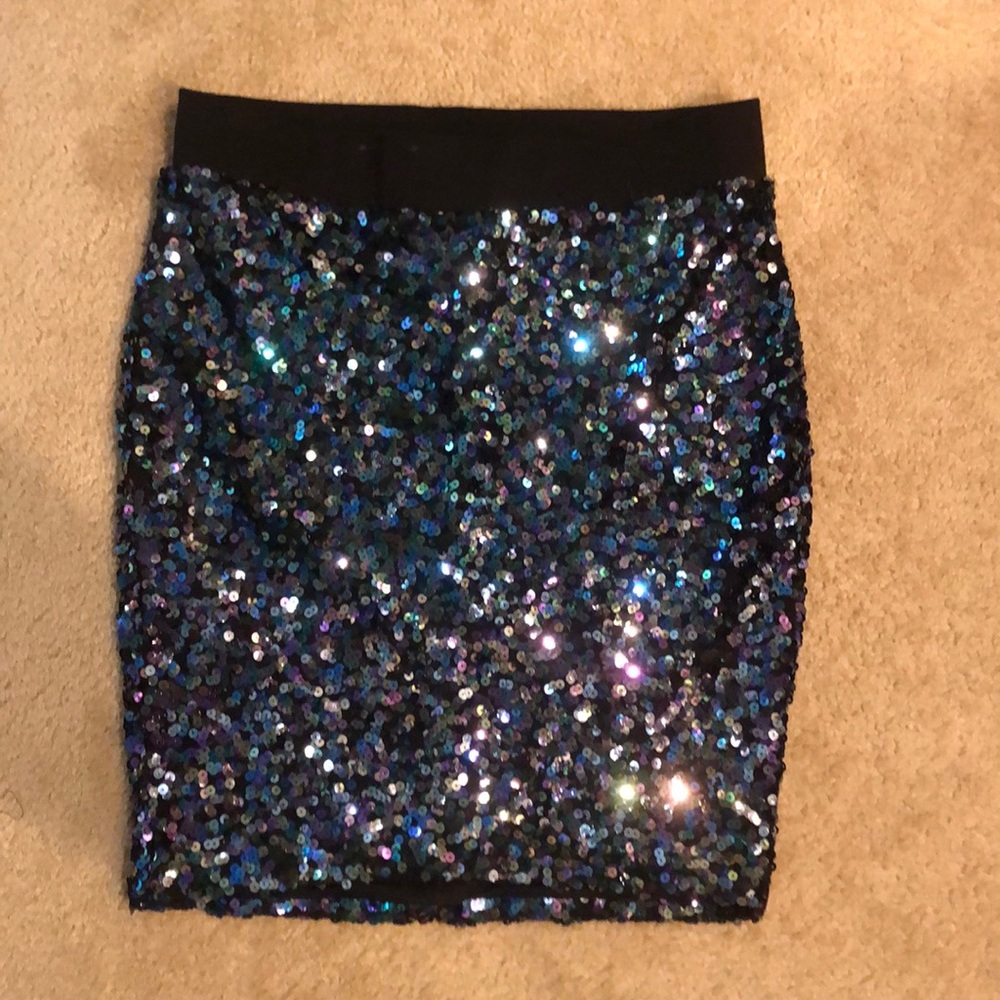 Sequined Pencil Skirt